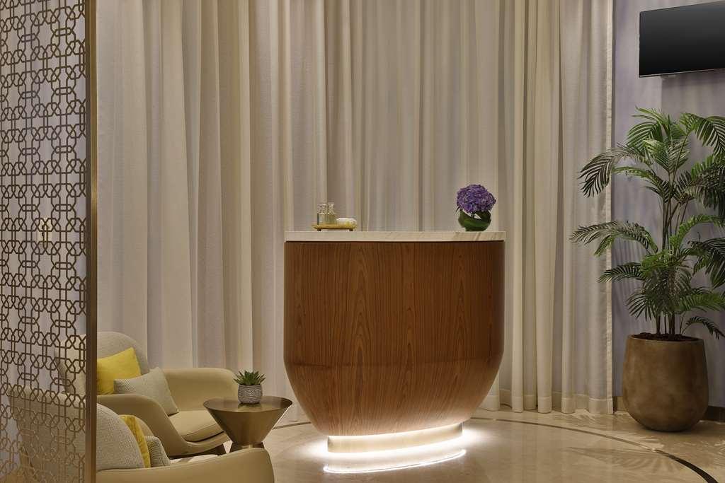 Embassy Suites By Hilton Dubai Business Bay Facilities photo
