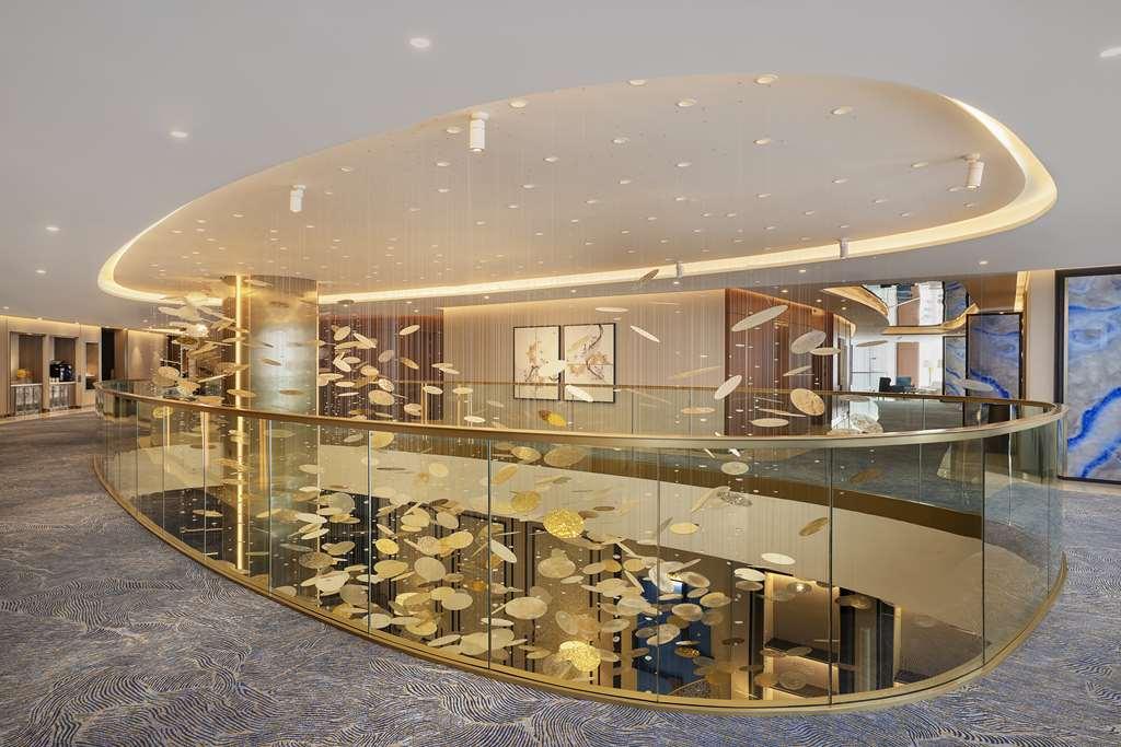 Embassy Suites By Hilton Dubai Business Bay Amenities photo